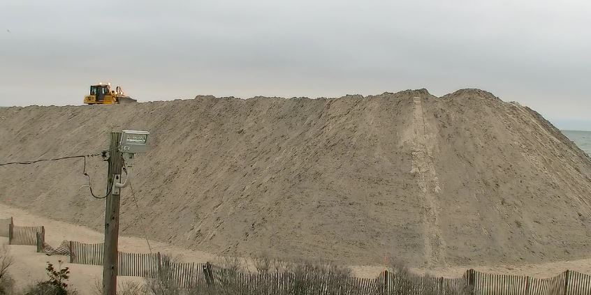 What is going on with the Large Sand Dunes on the Beach in North Widwood, New Jersey? | The Boardwalk Blog and News